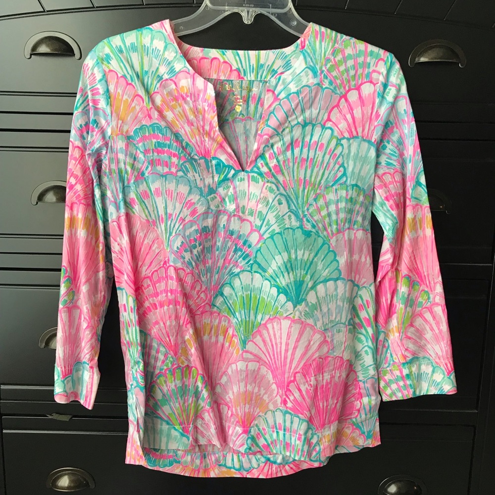 GUC Lilly Pulitzer Top